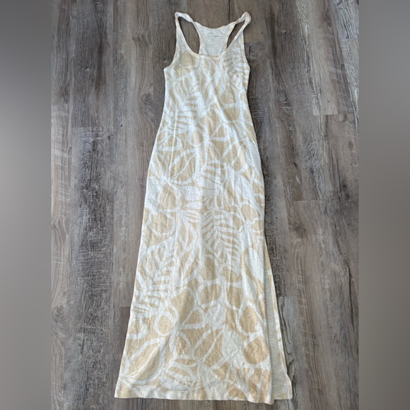 aerie Dresses & Skirts - aerie Maxi Tank Dress White and Tan Racerback Summer Dress Size S